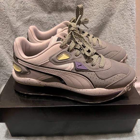 Puma sneakers - Picture 3 of 5